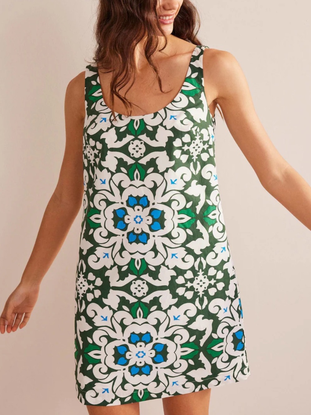 Boden Size 6 Sleeveless Scoop Neck Green & Blue Tile Print Shift Dress